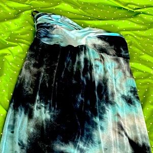 Super cute strapless tie-dye dress